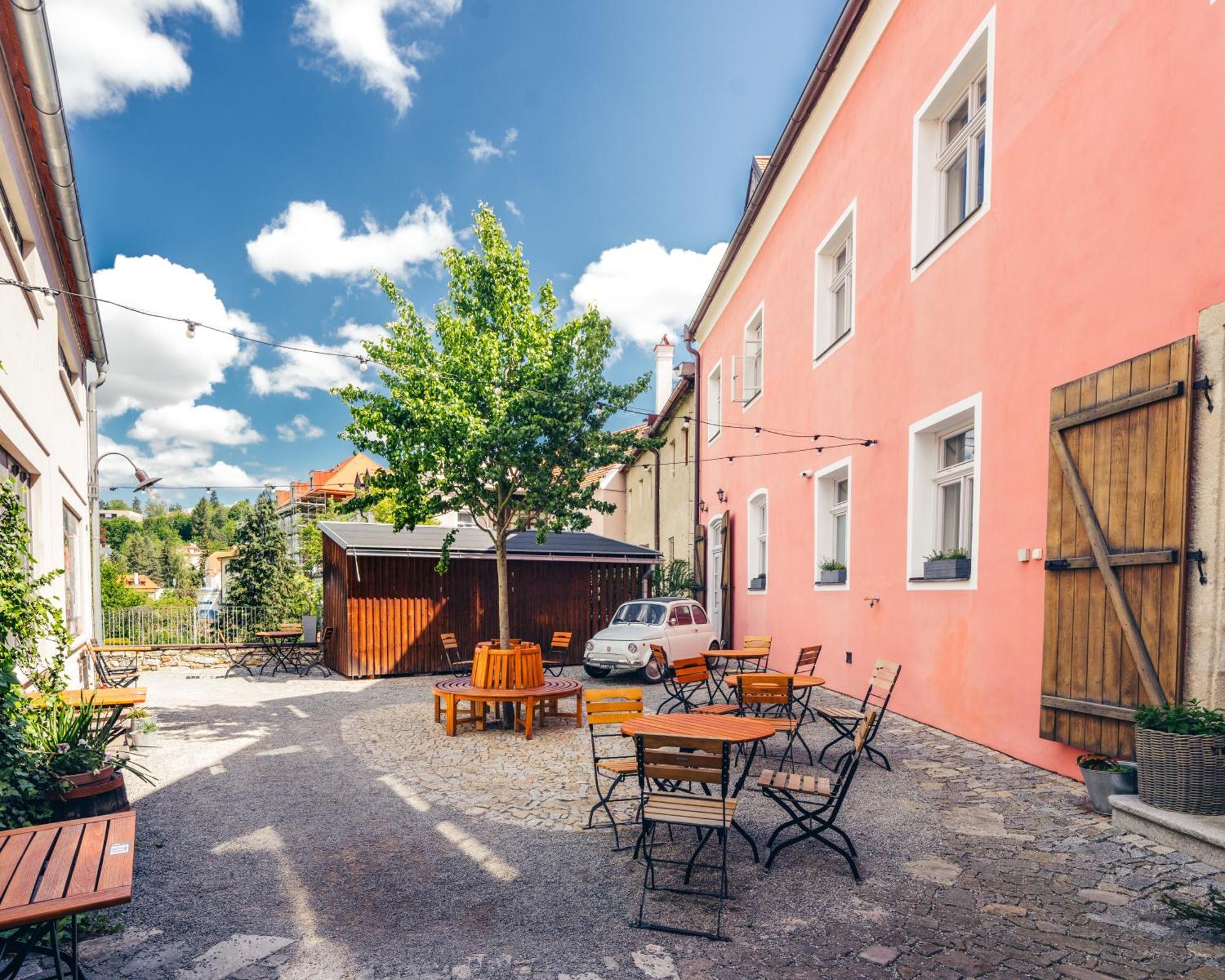 Hotel Latran Cesky Krumlov Exterior photo