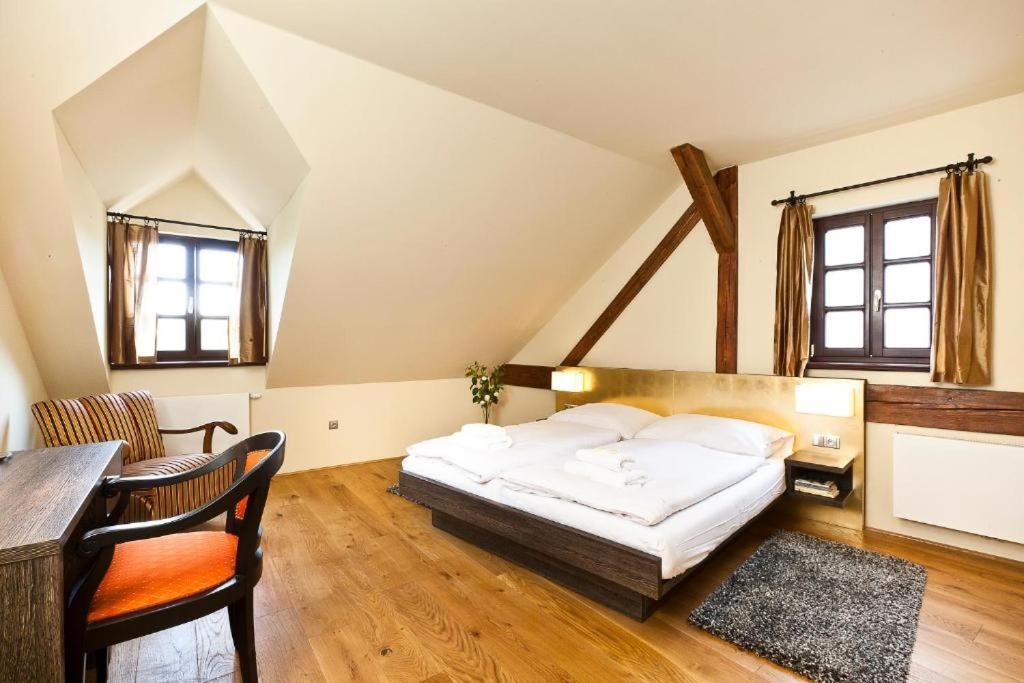 Hotel Latran Cesky Krumlov Exterior photo
