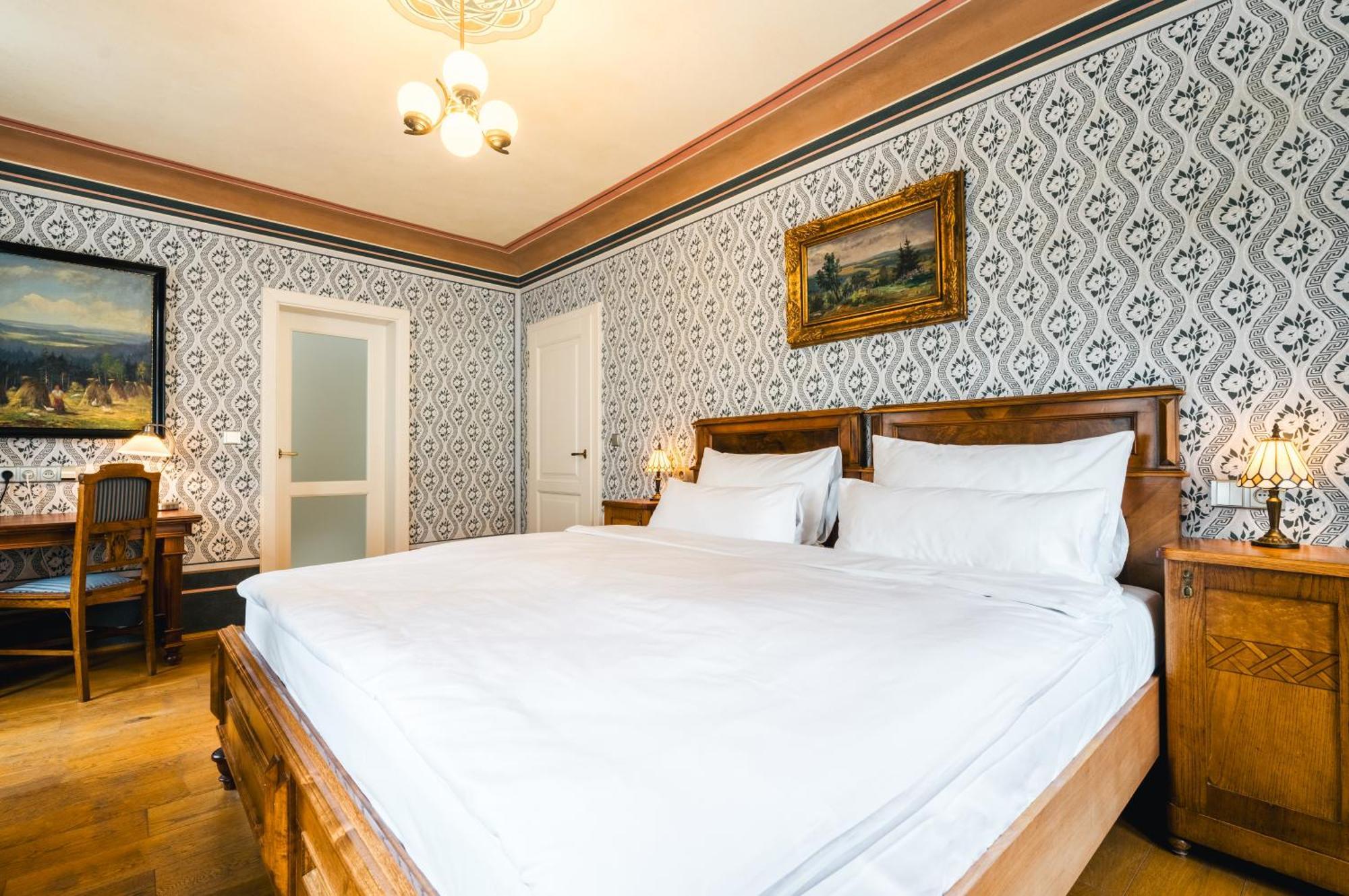 Hotel Latran Cesky Krumlov Exterior photo