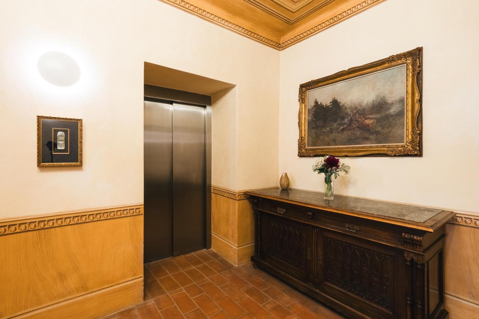 Hotel Latran Cesky Krumlov Exterior photo