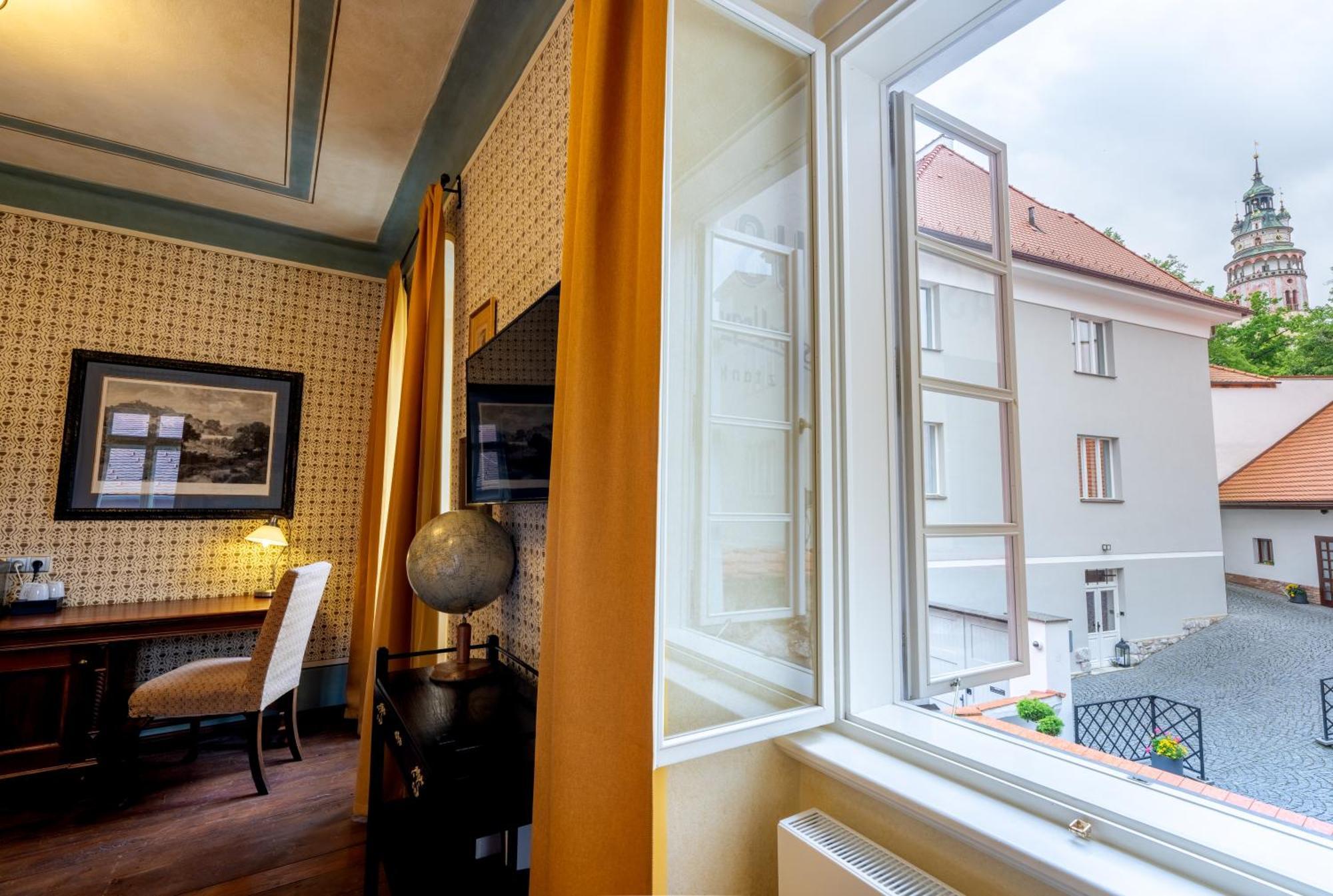 Hotel Latran Cesky Krumlov Exterior photo